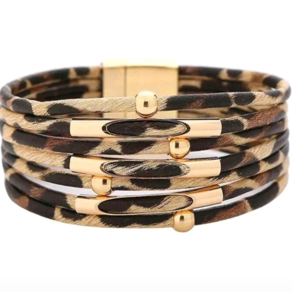 Leopard Print Magnetic Gold Bracelet - Picture 2 of 5